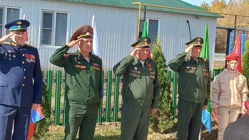 В Ульянкове открыли мемориальные доски в честь воздушно-десантных войск и на память о погибших на спецоперации