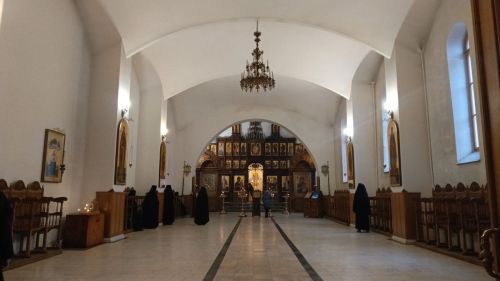 Духовная поездка: пенсионеры Надеждинского сельского поселения посетили Свято-Троицкий монастырь в Алатыре