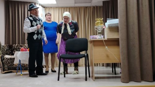 В Кушкульском доме культуры поставили спектакль «Кызлар капкыны», приуроченный ко Дню матери