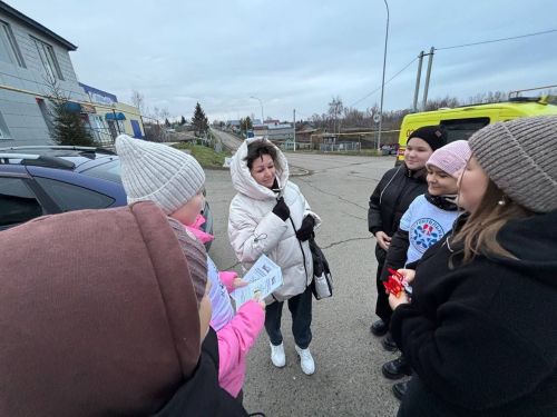 «Самостоятельные дети» из Кайбицкого района напомнили о важности здоровья мам в преддверии праздника