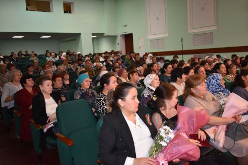 В Кайбицком районе в преддверии Дня матери чествовали матерей и жен героев нашего времени
