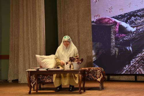 Бәрлебашы үзешчәннәре Әниләр көне уңаеннан Олы Кайбычта спектакль куйды