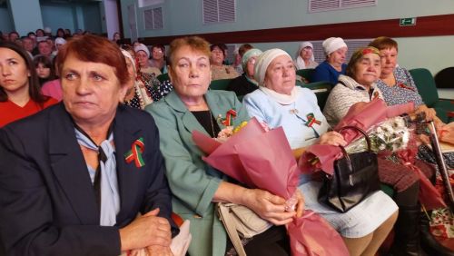 В Кайбицком районе в преддверии Дня матери чествовали матерей и жен героев нашего времени