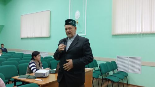 Кошманда күренекле авылдашларын искә алу кичәсе узды