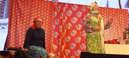 «Ак җилкән» халык театры Кайбыч сәхнәсендә «Тол хатыннар, тол кызлар» драмасын куйды