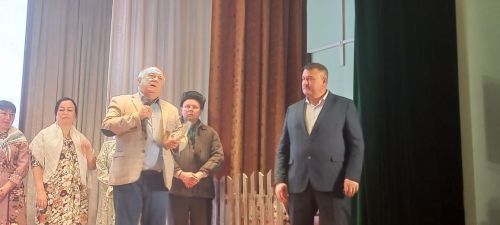 «Ак җилкән» халык театры Кайбыч сәхнәсендә «Тол хатыннар, тол кызлар» драмасын куйды