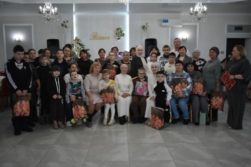 Кайбычта сәламәтлегендә тайпылышлар булган балалар һәм аларның әниләре өчен җылы очрашу узды
