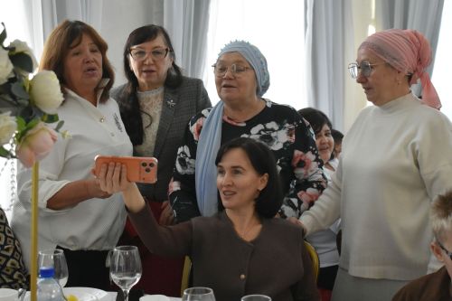 Кайбычта сәламәтлегендә тайпылышлар булган балалар һәм аларның әниләре өчен җылы очрашу узды
