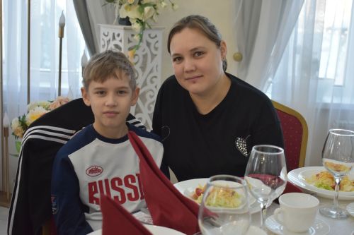 Кайбычта сәламәтлегендә тайпылышлар булган балалар һәм аларның әниләре өчен җылы очрашу узды