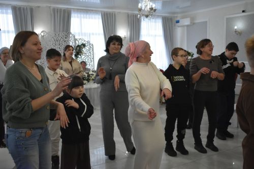 Кайбычта сәламәтлегендә тайпылышлар булган балалар һәм аларның әниләре өчен җылы очрашу узды
