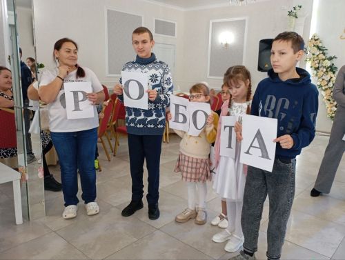 Кайбычта сәламәтлегендә тайпылышлар булган балалар һәм аларның әниләре өчен җылы очрашу узды