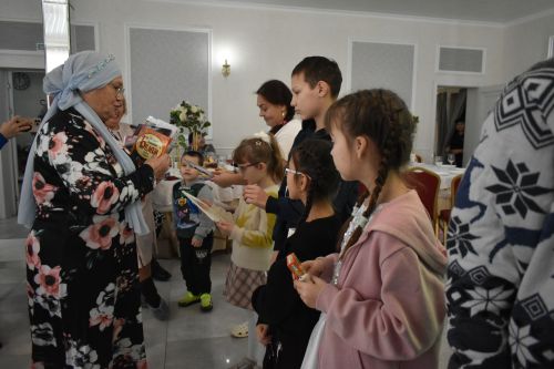 Кайбычта сәламәтлегендә тайпылышлар булган балалар һәм аларның әниләре өчен җылы очрашу узды