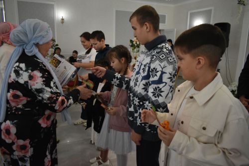Кайбычта сәламәтлегендә тайпылышлар булган балалар һәм аларның әниләре өчен җылы очрашу узды