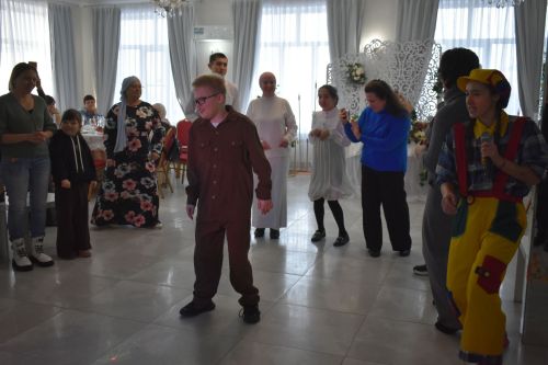 Кайбычта сәламәтлегендә тайпылышлар булган балалар һәм аларның әниләре өчен җылы очрашу узды