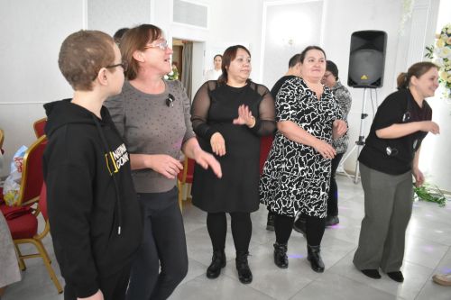 Кайбычта сәламәтлегендә тайпылышлар булган балалар һәм аларның әниләре өчен җылы очрашу узды
