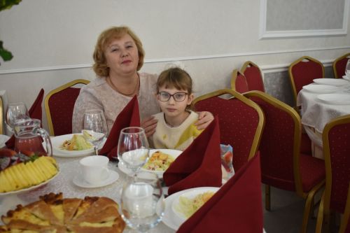Кайбычта сәламәтлегендә тайпылышлар булган балалар һәм аларның әниләре өчен җылы очрашу узды