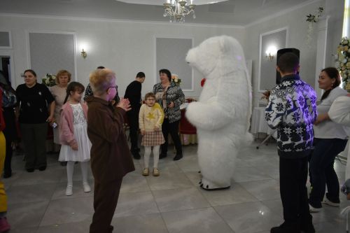 Кайбычта сәламәтлегендә тайпылышлар булган балалар һәм аларның әниләре өчен җылы очрашу узды