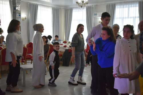 Кайбычта сәламәтлегендә тайпылышлар булган балалар һәм аларның әниләре өчен җылы очрашу узды