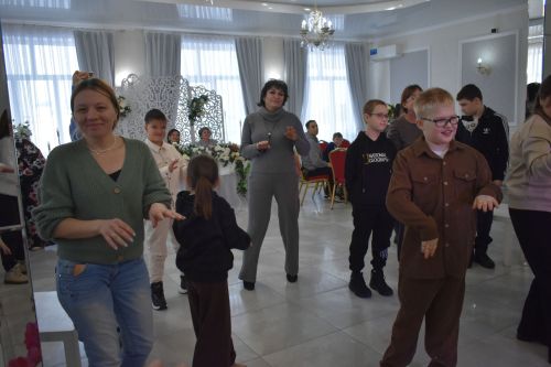 Кайбычта сәламәтлегендә тайпылышлар булган балалар һәм аларның әниләре өчен җылы очрашу узды