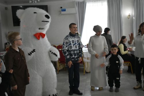 Кайбычта сәламәтлегендә тайпылышлар булган балалар һәм аларның әниләре өчен җылы очрашу узды