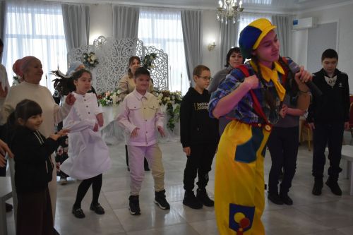 Кайбычта сәламәтлегендә тайпылышлар булган балалар һәм аларның әниләре өчен җылы очрашу узды