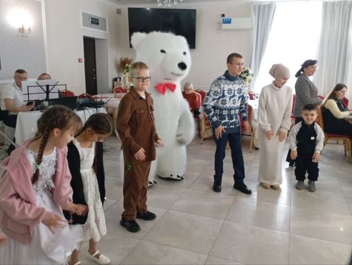 Кайбычта сәламәтлегендә тайпылышлар булган балалар һәм аларның әниләре өчен җылы очрашу узды