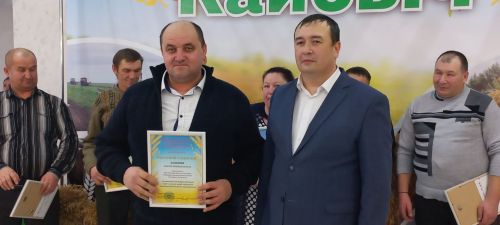 В Кайбицах впервые надоили сто тонн молока: на слете передовиков сельского хозяйства аплодировали достижению года!