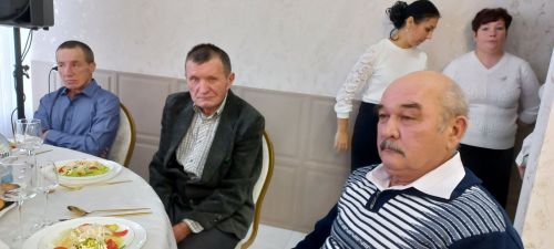 В Кайбицах впервые надоили сто тонн молока: на слете передовиков сельского хозяйства аплодировали достижению года!