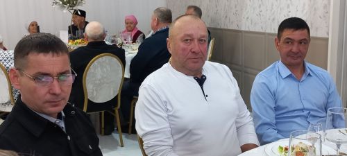 В Кайбицах впервые надоили сто тонн молока: на слете передовиков сельского хозяйства аплодировали достижению года!