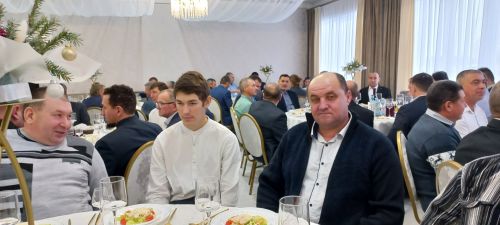 В Кайбицах впервые надоили сто тонн молока: на слете передовиков сельского хозяйства аплодировали достижению года!