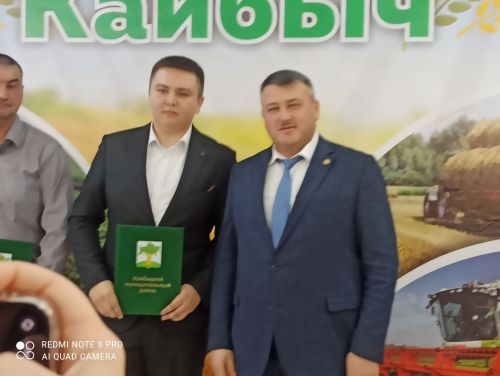 В Кайбицах впервые надоили сто тонн молока: на слете передовиков сельского хозяйства аплодировали достижению года!