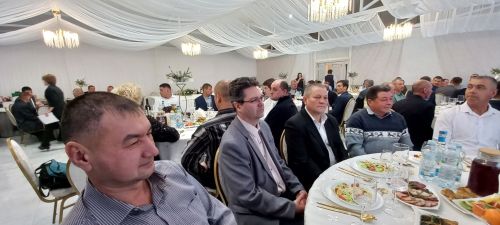 В Кайбицах впервые надоили сто тонн молока: на слете передовиков сельского хозяйства аплодировали достижению года!