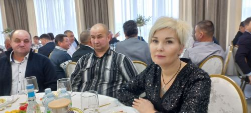 В Кайбицах впервые надоили сто тонн молока: на слете передовиков сельского хозяйства аплодировали достижению года!