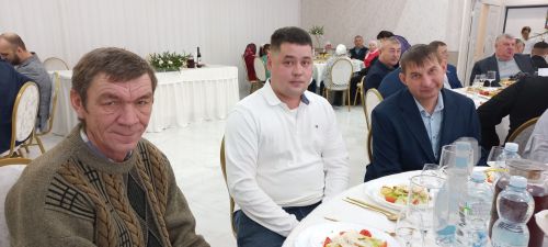 В Кайбицах впервые надоили сто тонн молока: на слете передовиков сельского хозяйства аплодировали достижению года!