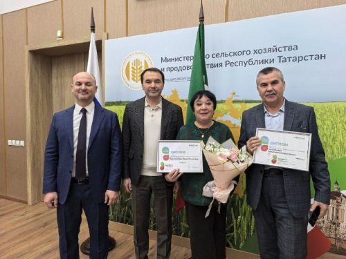 «Мостом между городом и селом» назвал журналистов, освещающих аграрную тематику, заместитель министра сельского хозяйства и продовольствия РТ Марсель Махмутов