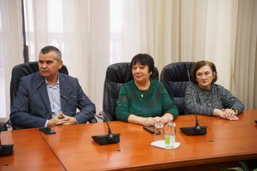 «Мостом между городом и селом» назвал журналистов, освещающих аграрную тематику, заместитель министра сельского хозяйства и продовольствия РТ Марсель Махмутов