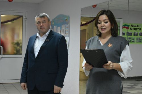 В Кайбицах зажглись огни «Ёлки желаний»: время становиться волшебниками