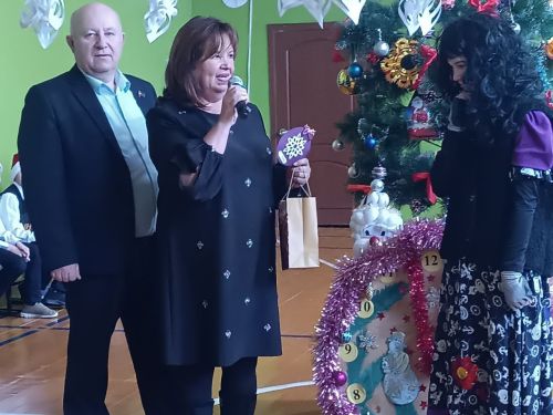В Берлибашской школе провели акцию «Елка желаний»