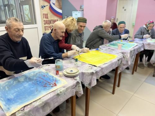 В рамках Декады инвалидов в доме престарелых Кайбицкого района прошел увлекательный мастер-класс