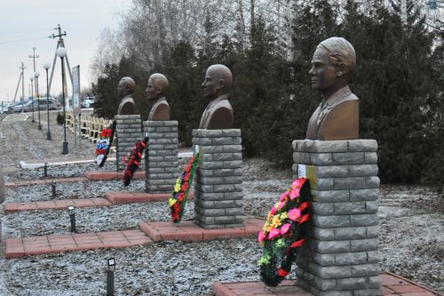 В Кайбицах почтили бессмертный подвиг Героев Отечества