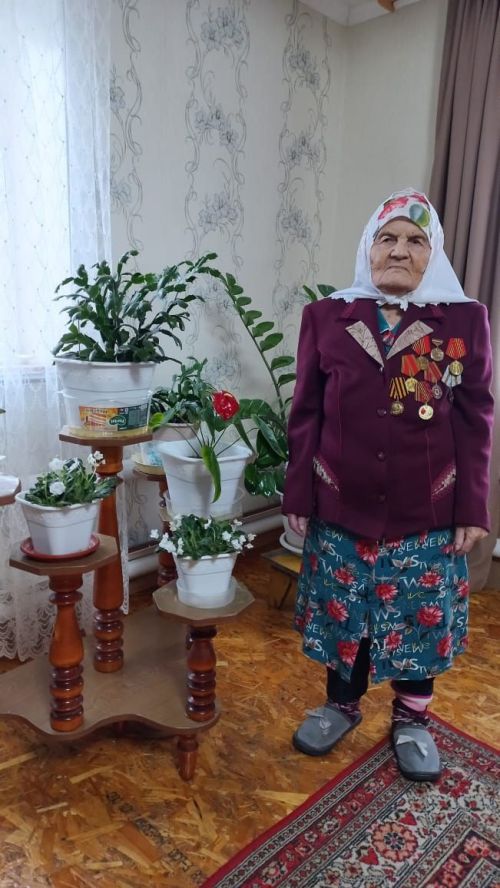 Мөрәледә яшәүче тыл хезмәтчәне 95 яшендә дә «Кайбыч таңнары»н укый