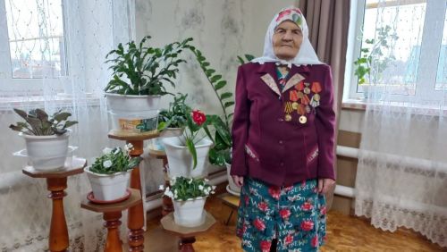 Мөрәледә яшәүче тыл хезмәтчәне 95 яшендә дә «Кайбыч таңнары»н укый