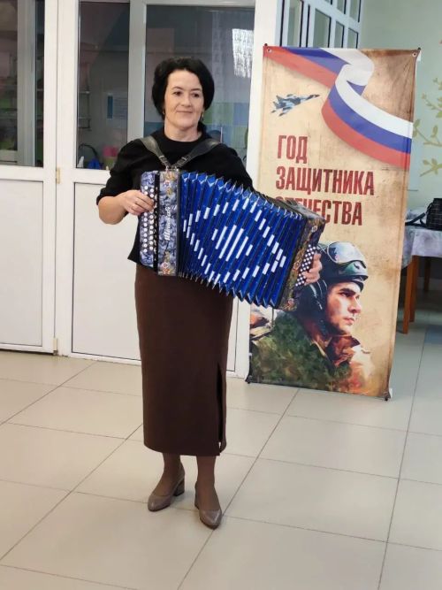 Ученики Кушманской школы в сопровождении своих педагогов посетили Кайбицкий дом -интернат для престарелых и инвалидов