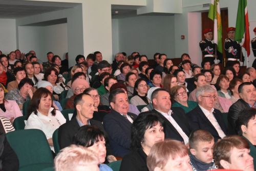 В Кайбицах прошел большой праздничный концерт