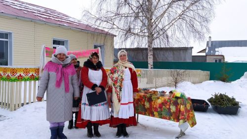 В Малых Мемях отпраздновали  широкую Масленицу