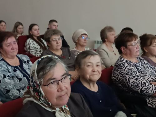 СВОга гуманитар ярдәм җибәрү өчен оештырылган хәйрия концерты Хуҗа Хәсәндә узды