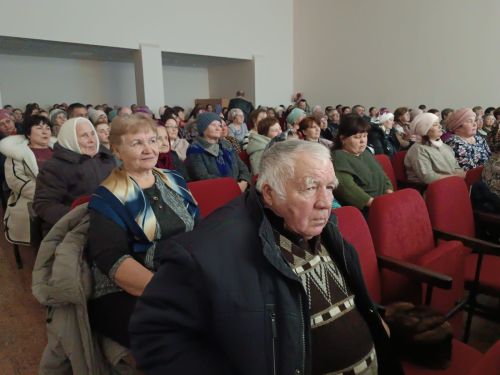 СВОга гуманитар ярдәм җибәрү өчен оештырылган хәйрия концерты Хуҗа Хәсәндә узды