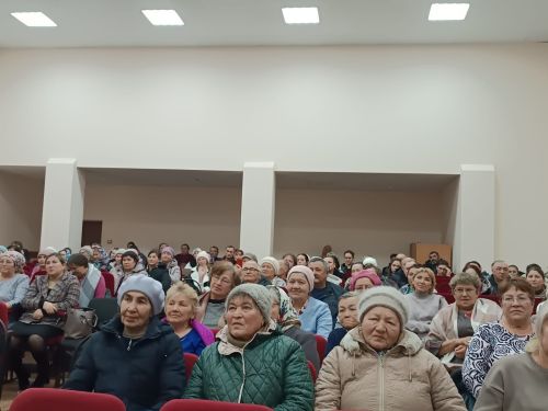 СВОга гуманитар ярдәм җибәрү өчен оештырылган хәйрия концерты Хуҗа Хәсәндә узды