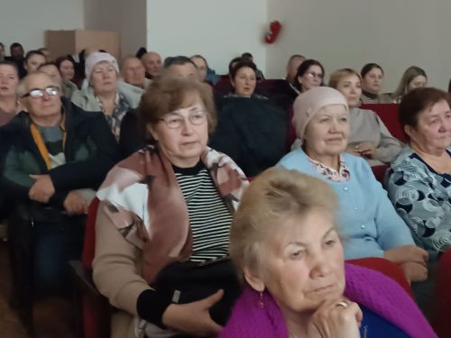 СВОга гуманитар ярдәм җибәрү өчен оештырылган хәйрия концерты Хуҗа Хәсәндә узды