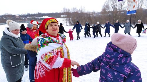 В селе Федоровское прошло народное массовое гуляние Широкая масленица